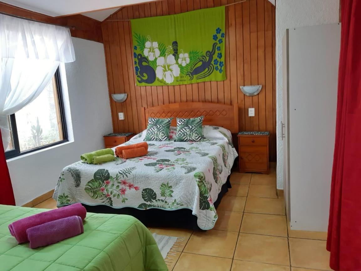 Cabanas & Hostal Tojika Hanga Roa Room photo